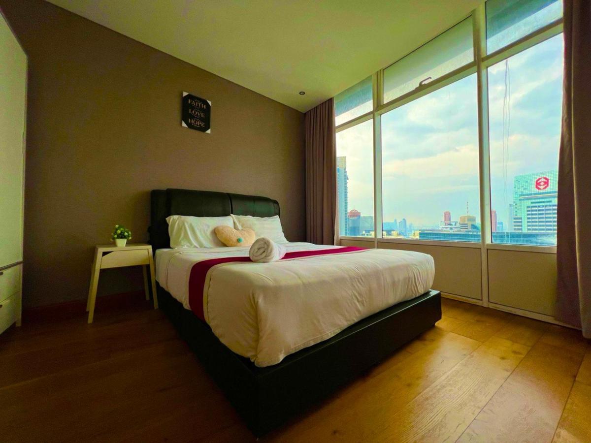 Vortex Suites Klcc By City Куала-Лумпур Экстерьер фото